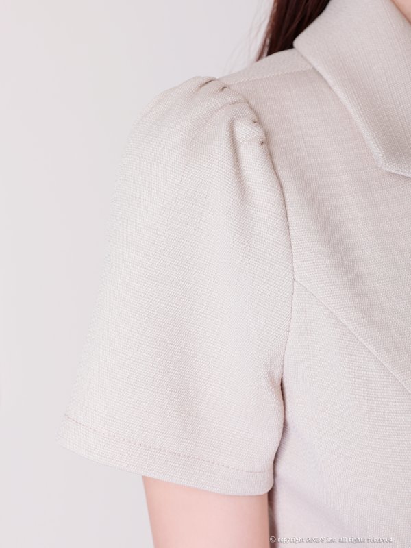 ベージュ　 モデル：ももか　身長：156cm　着用サイズ：Sサイズ