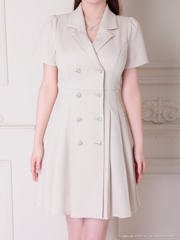 ベージュ　 モデル：ももか　身長：156cm　着用サイズ：Sサイズ