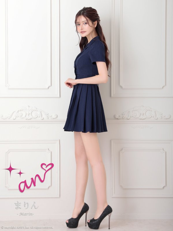 ネイビー　モデル：まりん　着用サイズ：Sサイズ