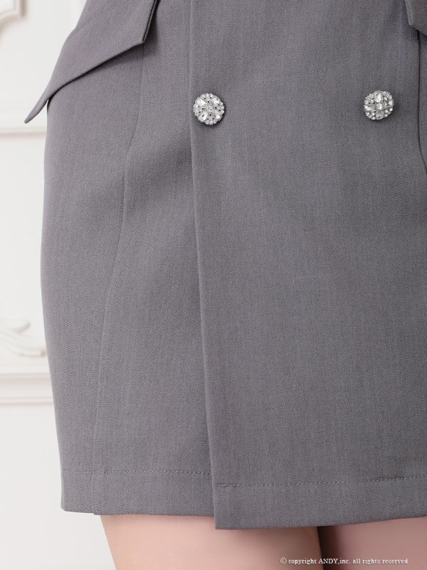 グレー モデル：まりん　着用サイズ：Sサイズ