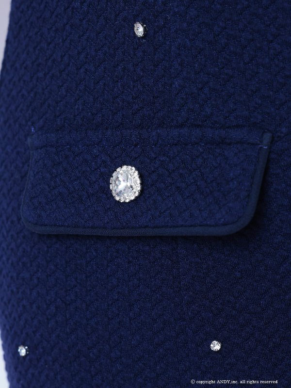 ネイビー　モデル：もえ　着用サイズ：Sサイズ