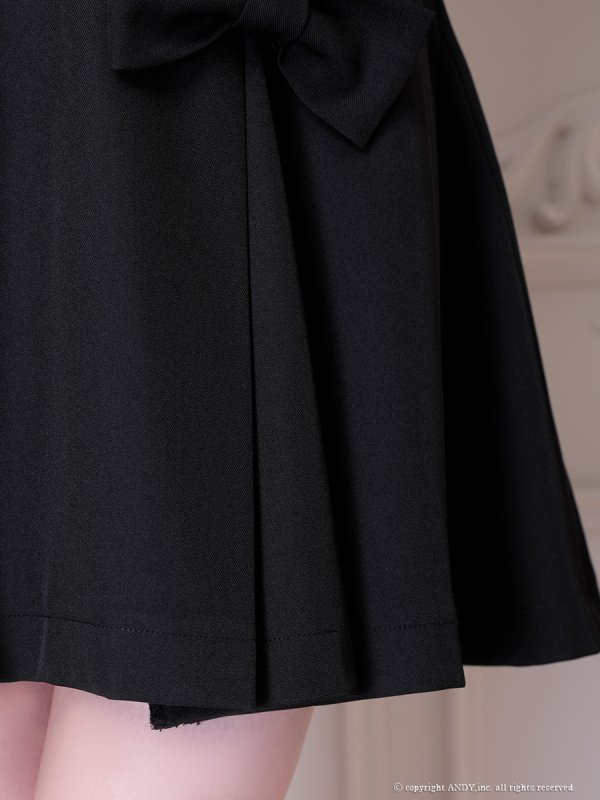 ブラック モデル:ももか 身長:156cm 着用サイズ:Sサイズ