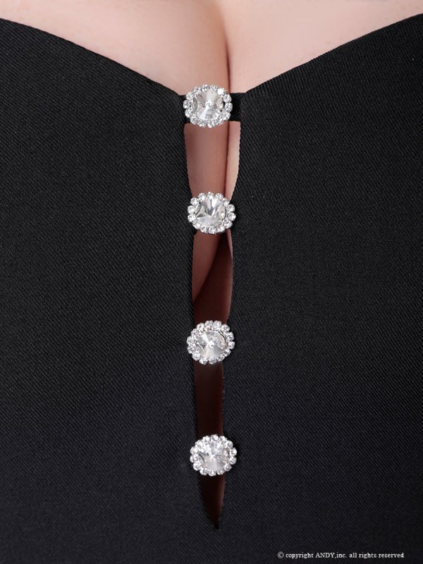 ブラック モデル:ももか 身長:156cm 着用サイズ:Sサイズ