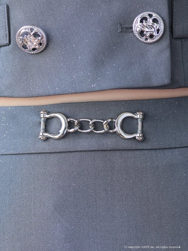 グレーｘホワイト モデル：るり　身長：165cm　着用サイズ：Sサイズ