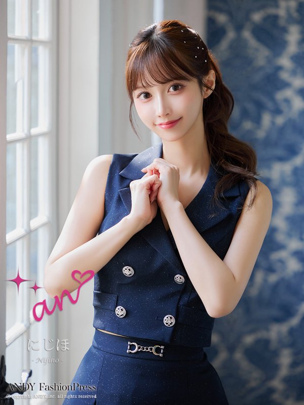 ネイビーｘホワイト　モデル：にじほ　身長：160cm　着用サイズ：Sサイズ