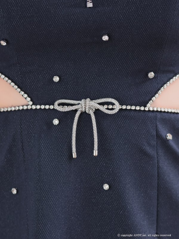 ネイビー モデル：れみ　身長：163cm　着用サイズ：Sサイズ