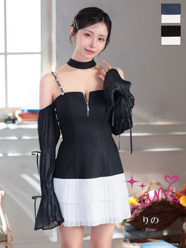 ブラックxホワイト モデル：りの　身長：157cm　着用サイズ：Sサイズ