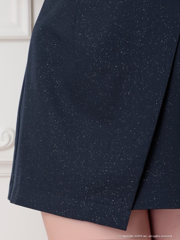 ネイビー　モデル：まりん　着用サイズ：Sサイズ