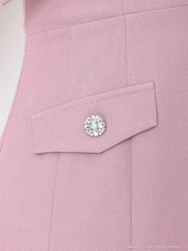 ピンク モデル：まりん　着用サイズ：Sサイズ