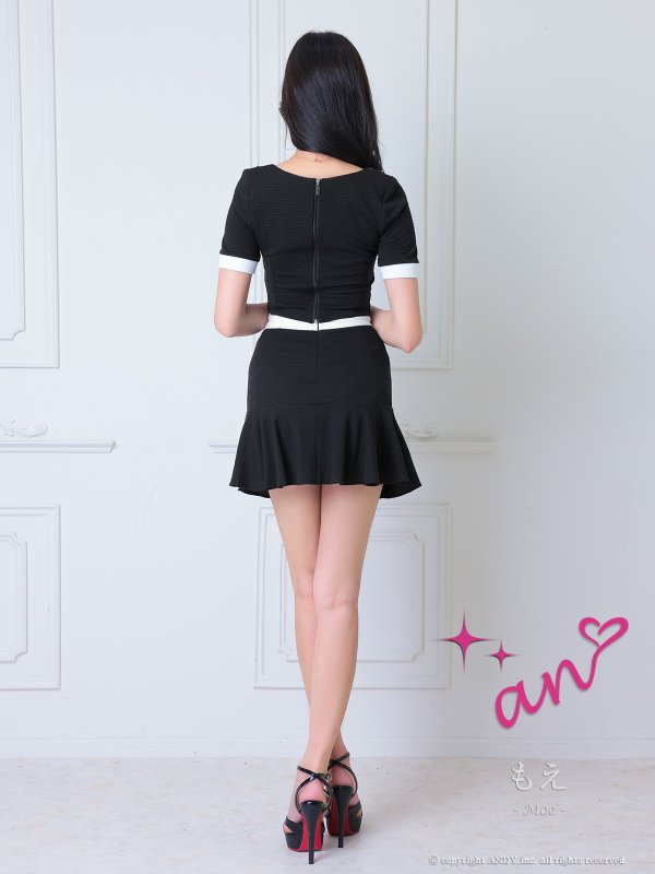 ブラック モデル：もえ　着用サイズ：Sサイズ