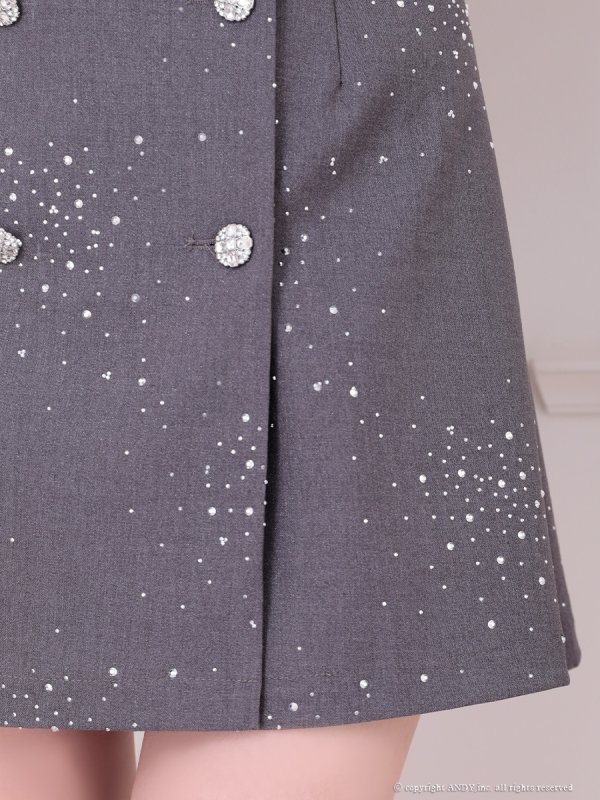 グレー モデル:まりん 身長:164cm 着用サイズ:Sサイズ