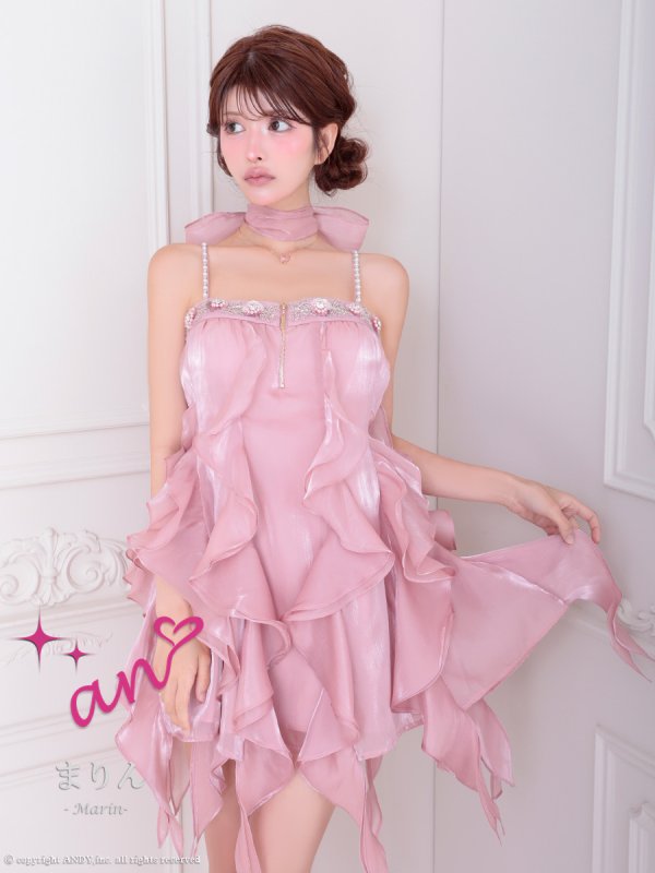 ピンク モデル：まりん　身長：164cm　着用サイズ：Sサイズ