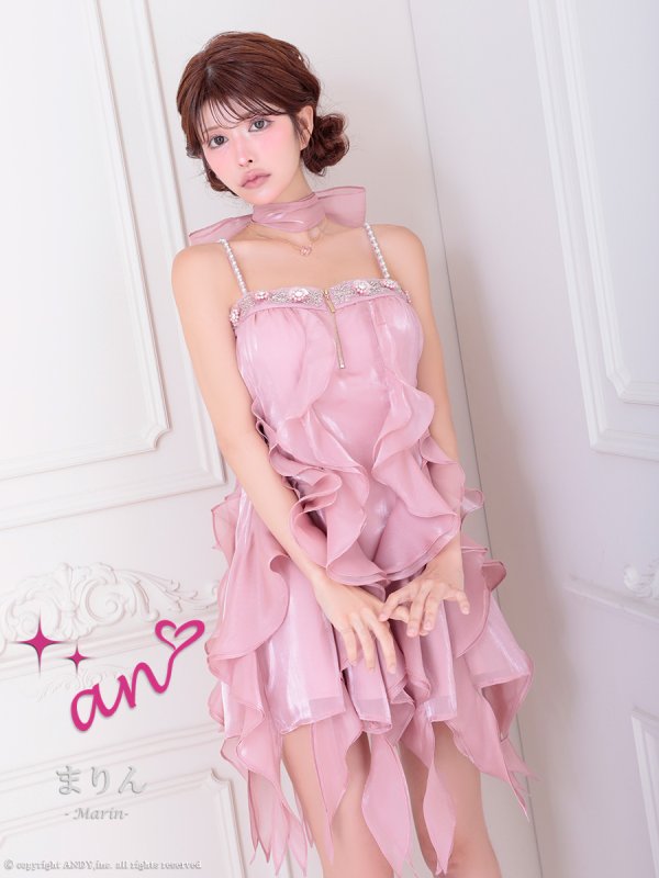 ピンク モデル：まりん　身長：164cm　着用サイズ：Sサイズ