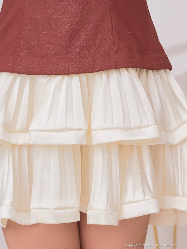 ブラウンxアイボリー モデル：まりん　着用サイズ：Sサイズ