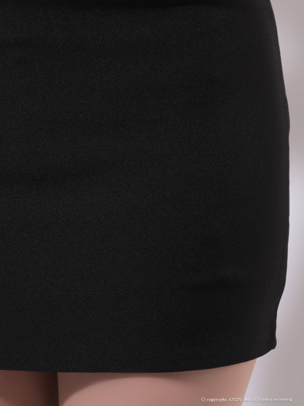 ブラック モデル：るり　身長：165cm　着用サイズ：Sサイズ