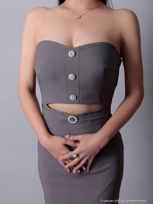 グレー モデル：天使あさまる　着用サイズ：Sサイズ