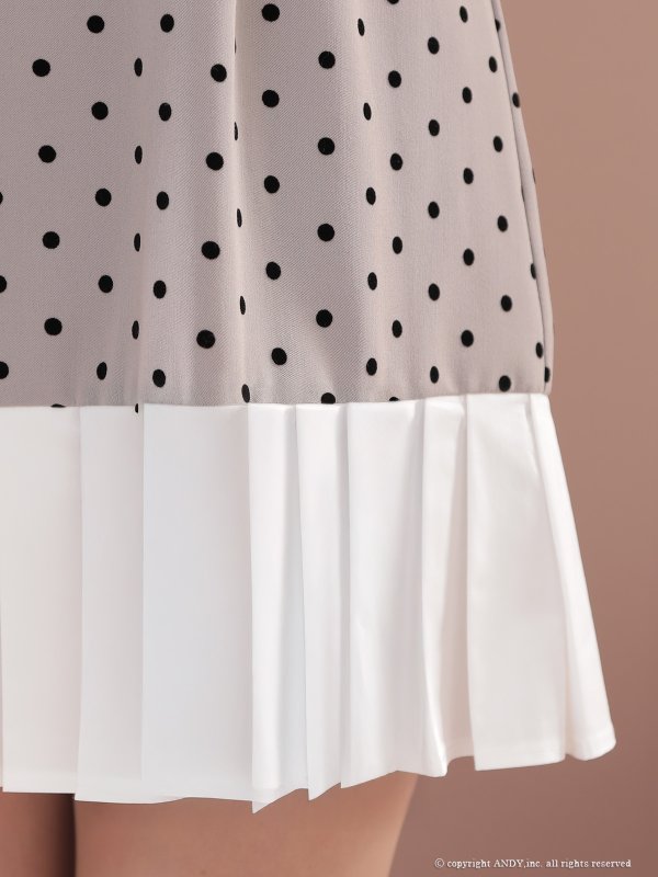 モカ　モデル：るりぴ　身長：165cm　着用サイズ：Sサイズ