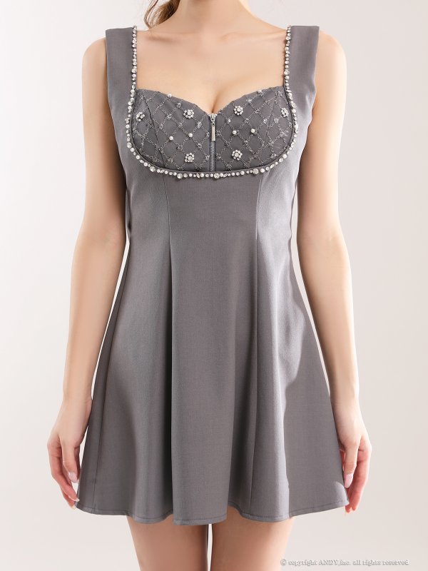 グレー　モデル：るりぴ　身長：165cm　着用サイズ：Sサイズ