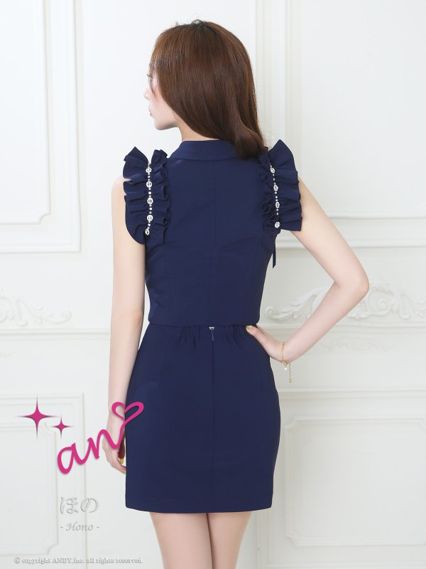 ネイビー　モデル：ほの　着用サイズ：Sサイズ