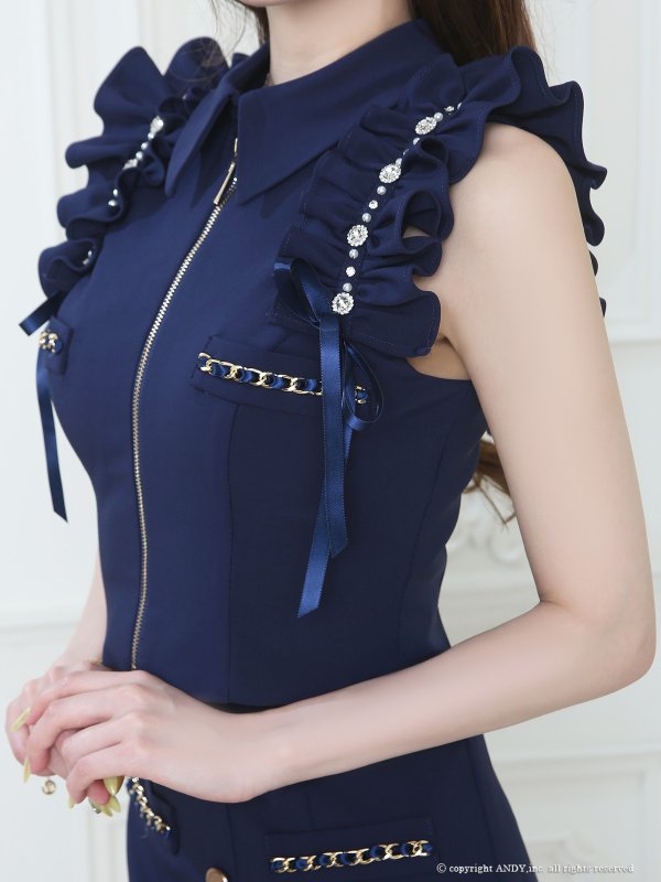 ネイビー　モデル：ほの　着用サイズ：Sサイズ