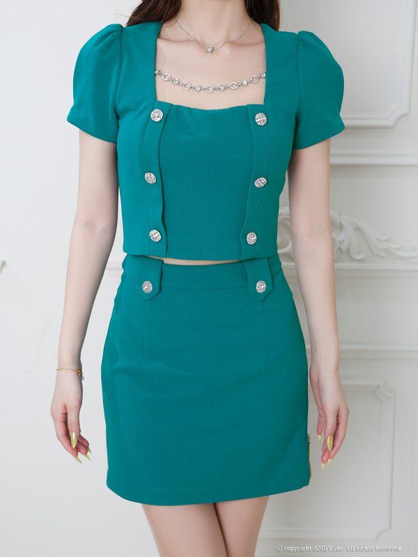 グリーン モデル：ほの　着用サイズ：Sサイズ