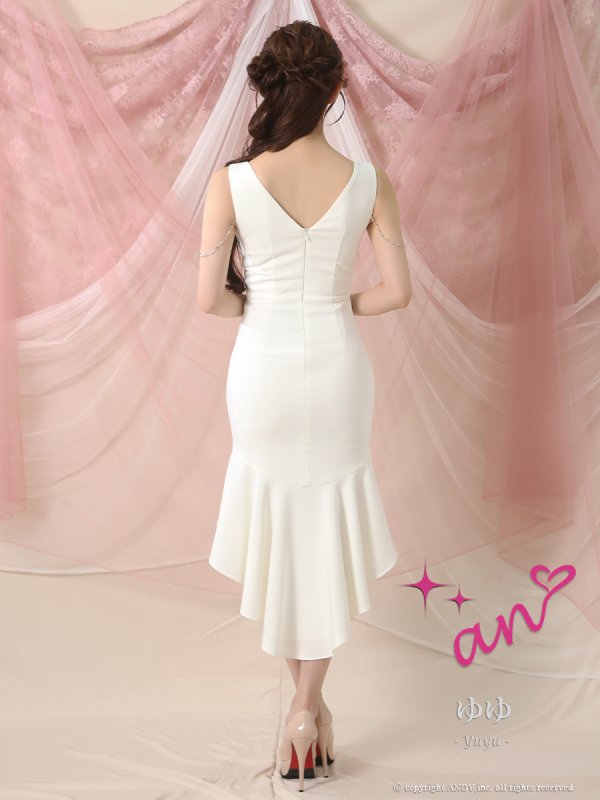 画像23: XSサイズあり【an /アン】チャーム付き/ ノースリーブ/ バストジップ/ テールカット/ マーメイド/ ミディアムドレス/ キャバドレス[OF05]