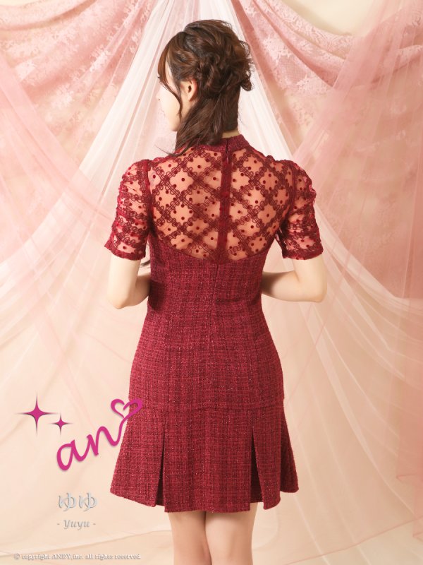 ワインレッド モデル：ゆゆ　着用サイズ：Sサイズ