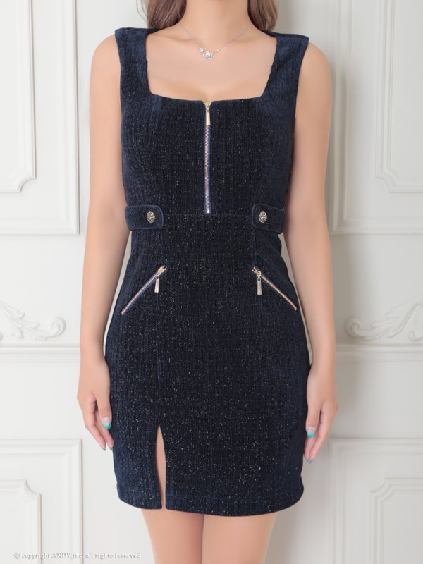 ネイビー モデル：如月れい　身長：156cm　着用サイズ：Sサイズ