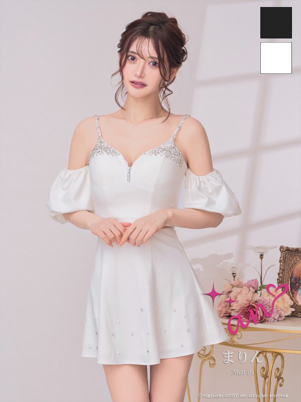 ホワイト モデル：まりん　着用サイズ：Sサイズ