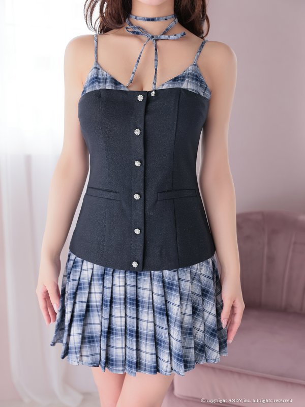 ネイビー　モデル：める　着用サイズ：Sサイズ