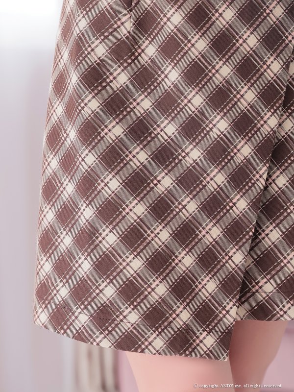 ブラウン モデル：める　着用サイズ：Sサイズ