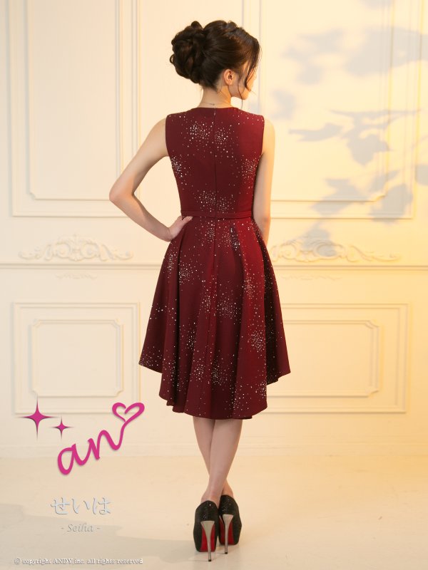 ワインレッド　モデル：せいは　着用サイズ：Sサイズ