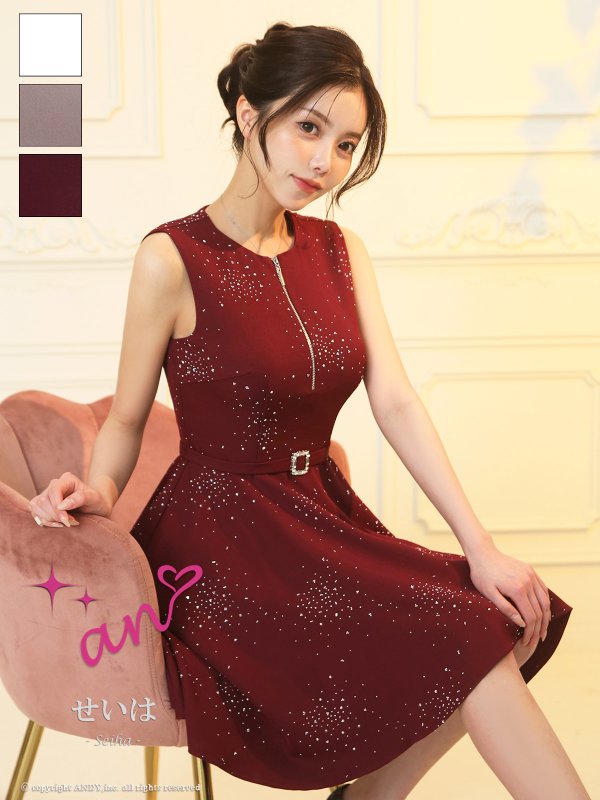 ワインレッド　モデル：せいは　着用サイズ：Sサイズ