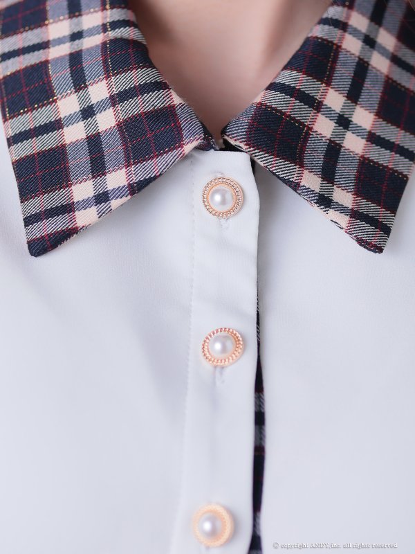 ホワイトxネイビー モデル：ももか　身長：156cm　着用サイズ：Sサイズ