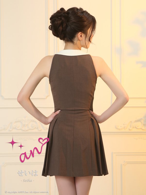 ブラウン×アイボリー　モデル：せいは　身長：161cm　着用サイズ：Sサイズ