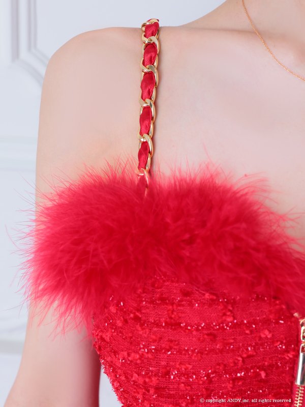 レッド　モデル：さき　着用サイズ：Sサイズ