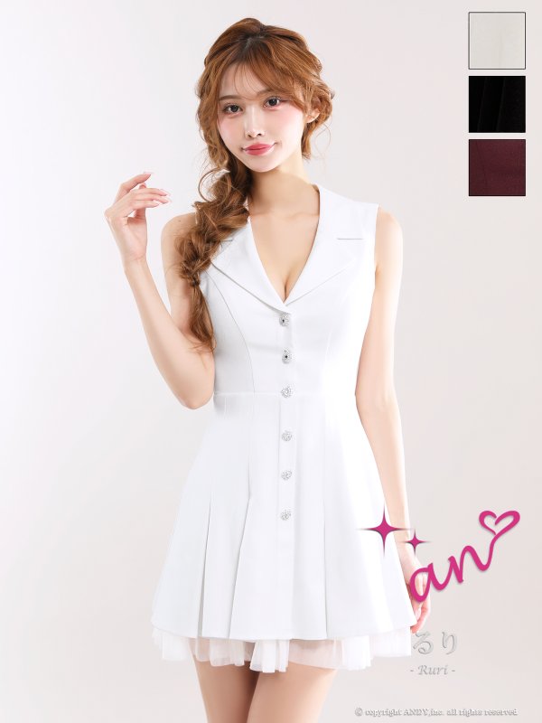 ホワイト　モデル：るりぴ　身長：165cm　着用サイズ：Sサイズ