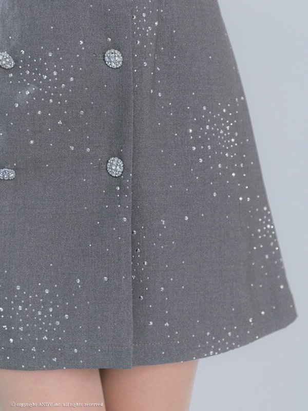グレー　モデル：じゅんな　着用サイズ：Sサイズ