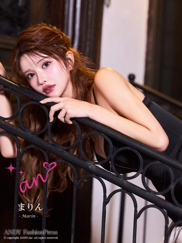 ブラックxピンクベージュ　モデル：まりん　身長：164cm　着用サイズ：Sサイズ