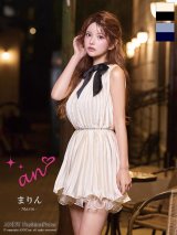 XSサイズあり【an/アン】リボン/ チェーンベルト/ フリル/ プリーツ/ ノースリーブ/ Aライン/ フレア/ ミニドレス/ キャバドレス[OF05]