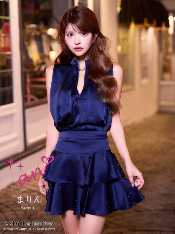 ネイビー　モデル：まりん　身長：164cm　着用サイズ：Sサイズ