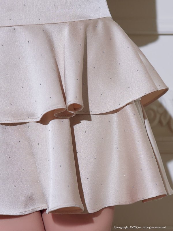 シャンパンゴールド　モデル：まりん　身長：164cm　着用サイズ：Sサイズ