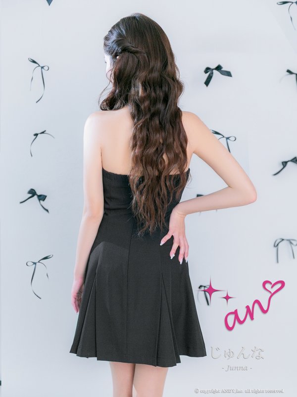 ブラック　モデル：じゅんな　着用サイズ：Sサイズ