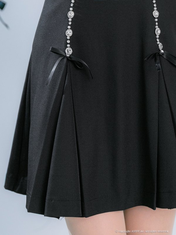 ブラック　モデル：じゅんな　着用サイズ：Sサイズ