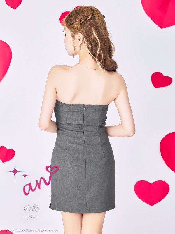 グレー　モデル：のあ　着用サイズ：Sサイズ