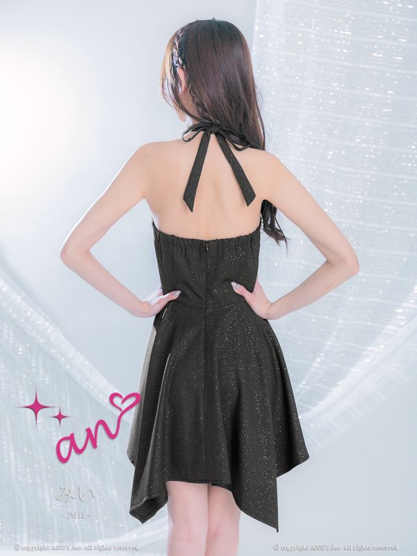 ブラック　モデル：みい　着用サイズ：Sサイズ