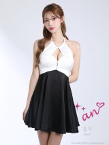 XSサイズあり【an /アン】ホルターネック/ リボン/ バストジップ/ バイカラー/ 谷間魅せ/ プリーツスカート/ フレア/ ミニドレス/ キャバドレス[OF05]