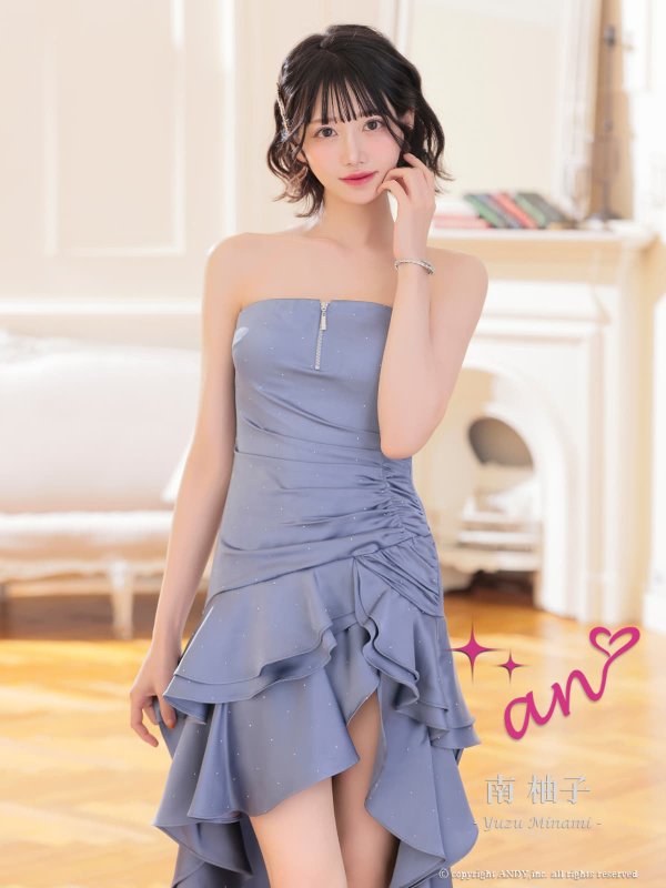 ブルー　モデル：南柚子　身長：163cm　着用サイズ：Sサイズ