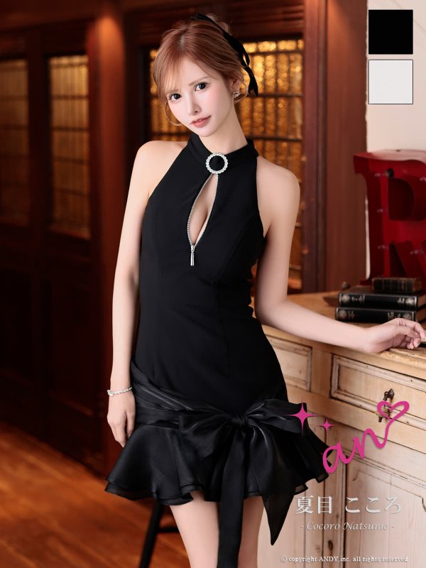 ブラック　モデル：夏目こころ　身長：163cm　着用サイズ：Sサイズ