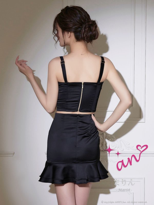 ブラック　モデル：まりん　身長：171cm　着用サイズ：Sサイズ